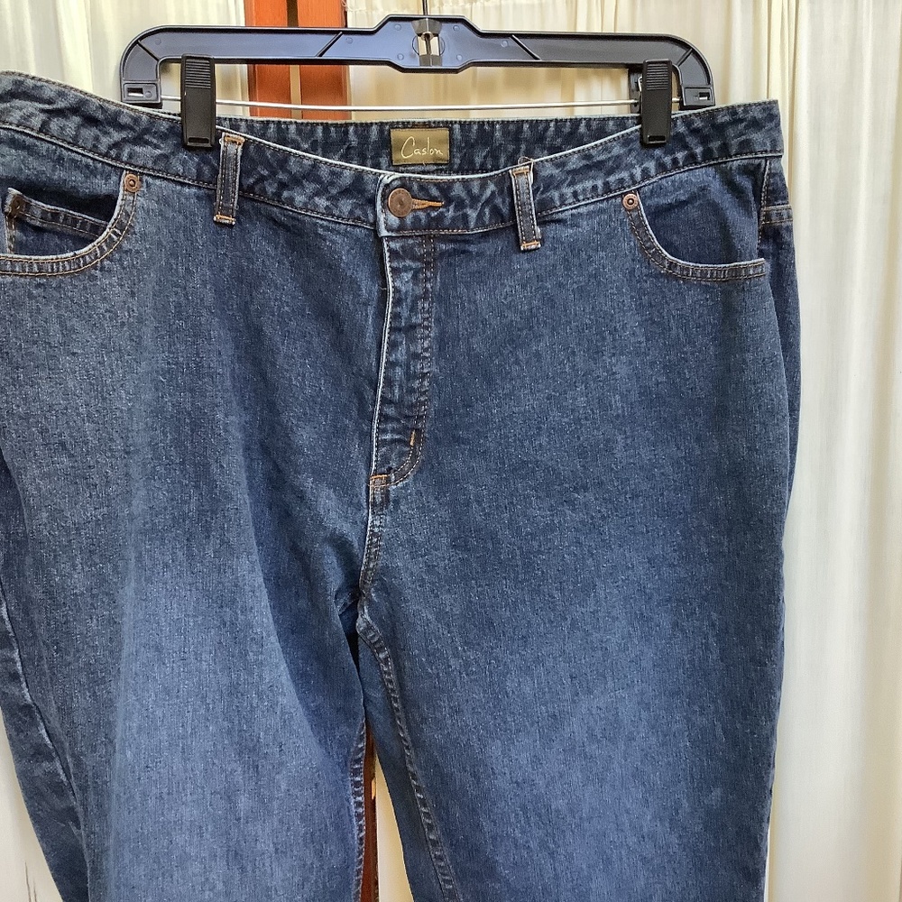 Caslon Woman’s Blue Denim Jeans 5 Pocket Size 18W